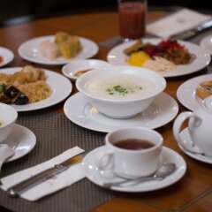 Отель Saigon Prince Hotel Вьетнам, Хошимин - 1 отзыв об отеле, цены и фото номеров - забронировать отель Saigon Prince Hotel онлайн питание фото 2