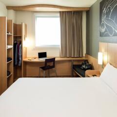 Отель ibis Barcelona Meridiana комната для гостей
