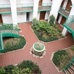 Отель Sandcastles Beach Resort фото 4