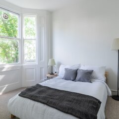 Апартаменты 2 Bedroom Central Brighton Apartment комната для гостей фото 5