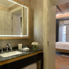 10 Karakoy Istanbul Турция, Стамбул - 5 отзывов об отеле, цены и фото номеров - забронировать отель 10 Karakoy Istanbul онлайн ванная фото 2