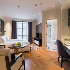 Отель Bach Suites Saigon комната для гостей