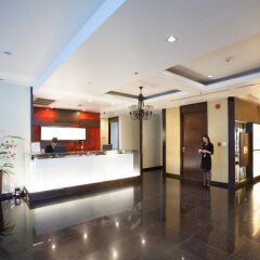 Отель Admiral Premier Sukhumvit 23 By Compass Hospitality Бангкок интерьер отеля фото 3