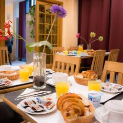 Отель Hôtel Audran питание