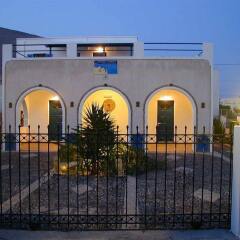 Отель Zannes Studios вид на фасад фото 2