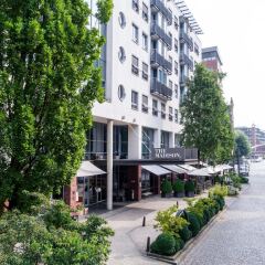 THE MADISON Hotel Hamburg парковка