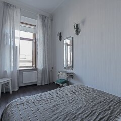 Гостиница City of Rivers Near Hermitage 2 Rooms в Санкт-Петербурге отзывы, цены и фото номеров - забронировать гостиницу City of Rivers Near Hermitage 2 Rooms онлайн Санкт-Петербург комната для гостей фото 4