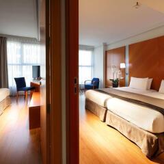 Hotel Exe Plaza 4* Стандартный семейный номер с 2 отдельными кроватями