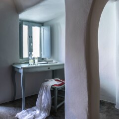 Отель Andronis Luxury Suites удобства в номере