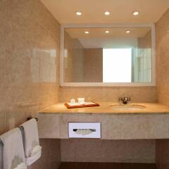 Отель Calinda Beach Acapulco ванная