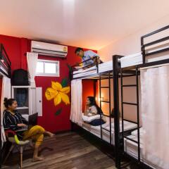 Отель Yodsiam Hostel Таиланд, Бангкок - отзывы, цены и фото номеров - забронировать отель Yodsiam Hostel онлайн фитнесс-зал фото 2