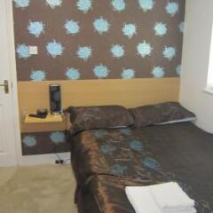 Отель Debden Guest House интерьер отеля