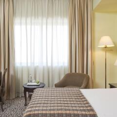 Отель Meliá Barajas комната для гостей