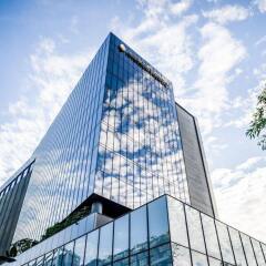 Отель InterContinental Singapore Robertson Quay Сингапур, Сингапур - отзывы, цены и фото номеров - забронировать отель InterContinental Singapore Robertson Quay онлайн спортивное сооружение