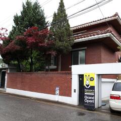 Отель 24 Guesthouse Gangnam Center парковка