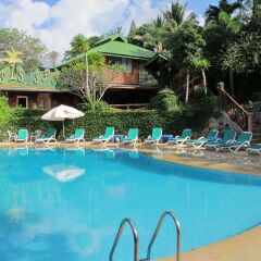 Отель Kata Garden Resort бассейн