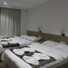Abisso Hotel сейф в номере