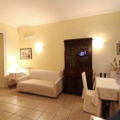 Отель Julia Guesthouse Италия, Рим - отзывы, цены и фото номеров - забронировать отель Julia Guesthouse онлайн комната для гостей