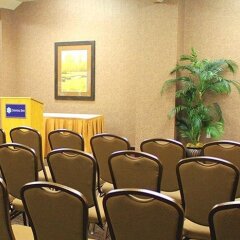Отель La Quinta Inn & Suites Logan интерьер отеля фото 2