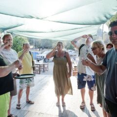 Отель Panorama Apartments Греция, Порос - 1 отзыв об отеле, цены и фото номеров - забронировать отель Panorama Apartments онлайн гостиничный бар