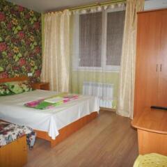 Гостиница 98 Kati Solovyanovoy Guest House в Анапе отзывы, цены и фото номеров - забронировать гостиницу 98 Kati Solovyanovoy Guest House онлайн Анапа комната для гостей фото 3