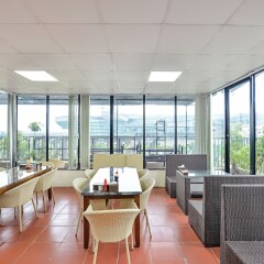 Отель Suji Residence гостиничный бар