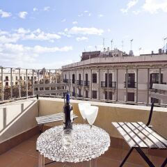 Отель You Stylish Eixample Esquerra 3 Барселона балкон