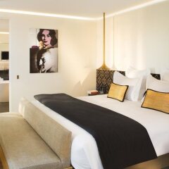 Hotel Marignan Champs-Elysées комната для гостей фото 3