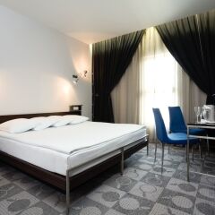 Chekhoff Hotel Moscow сейф в номере