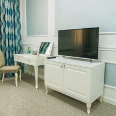 Отель Two Seasons Boutique Hotel Азербайджан, Баку - отзывы, цены и фото номеров - забронировать отель Two Seasons Boutique Hotel онлайн удобства в номере фото 2