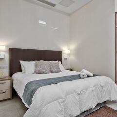 Отель The Suites - Piazza Kirkop Мальта, Киркоп - отзывы, цены и фото номеров - забронировать отель The Suites - Piazza Kirkop онлайн комната для гостей фото 2