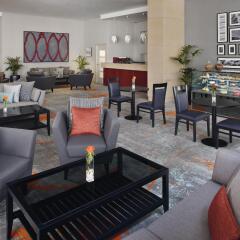 Movenpick Hotel & Apartments Bur Dubai интерьер отеля фото 2