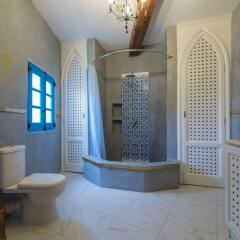Отель Chapel 5 Suites Нашшар ванная фото 2