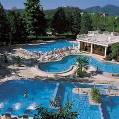 Отель Ariston Molino Terme Италия, Абано-Терме - отзывы, цены и фото номеров - забронировать отель Ariston Molino Terme онлайн бассейн фото 2