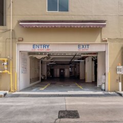 Hotel Bencoolen Singapore парковка