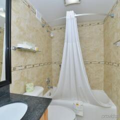 Отель Days Inn by Wyndham Washington DC/Connecticut Avenue США, Вашингтон - отзывы, цены и фото номеров - забронировать отель Days Inn by Wyndham Washington DC/Connecticut Avenue онлайн комната для гостей