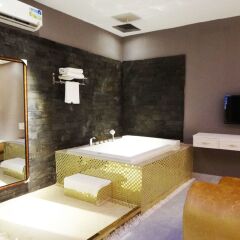 Love Point Hotel Adults Only ванная фото 2