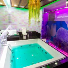 Отель Sweety Resort бассейн