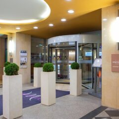 Отель Mercure Budapest Korona Hotel Венгрия, Будапешт - 2 отзыва об отеле, цены и фото номеров - забронировать отель Mercure Budapest Korona Hotel онлайн банкомат