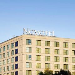 Отель Novotel Berlin Mitte Германия, Берлин - 3 отзыва об отеле, цены и фото номеров - забронировать отель Novotel Berlin Mitte онлайн вид на фасад