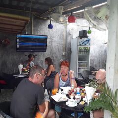 Отель B Happy Resort Камала Бич питание