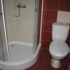 Отель Krasi Apartments in Zornitsa Complex Болгария, Чепеларе - отзывы, цены и фото номеров - забронировать отель Krasi Apartments in Zornitsa Complex онлайн ванная