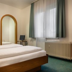 Отель Novum Hotel Engelbertz Германия, Кёльн - 1 отзыв об отеле, цены и фото номеров - забронировать отель Novum Hotel Engelbertz онлайн комната для гостей фото 3