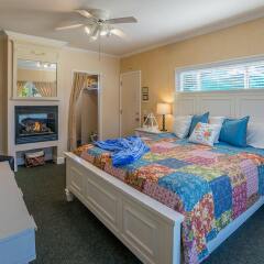Отель Beach House Inn комната для гостей