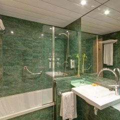 Отель Tryp Port Cambrils ванная