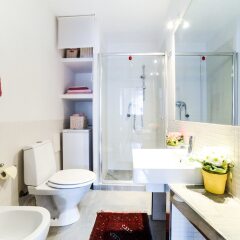 Апартаменты Sunny Apartment in the Old Town ванная