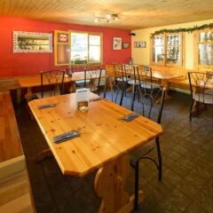Отель The Matterhorn Hostel Zermatt Швейцария, Церматт - отзывы, цены и фото номеров - забронировать отель The Matterhorn Hostel Zermatt онлайн питание фото 2