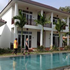 Отель Green Areca villa бассейн