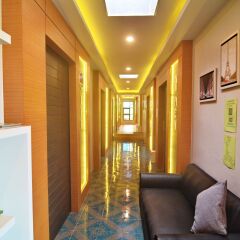 Lanta Hostel - Adults Only интерьер отеля