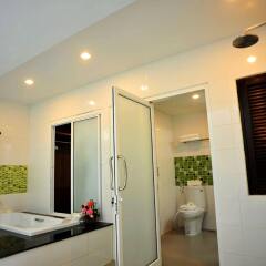 Отель Baan Karon Resort спа